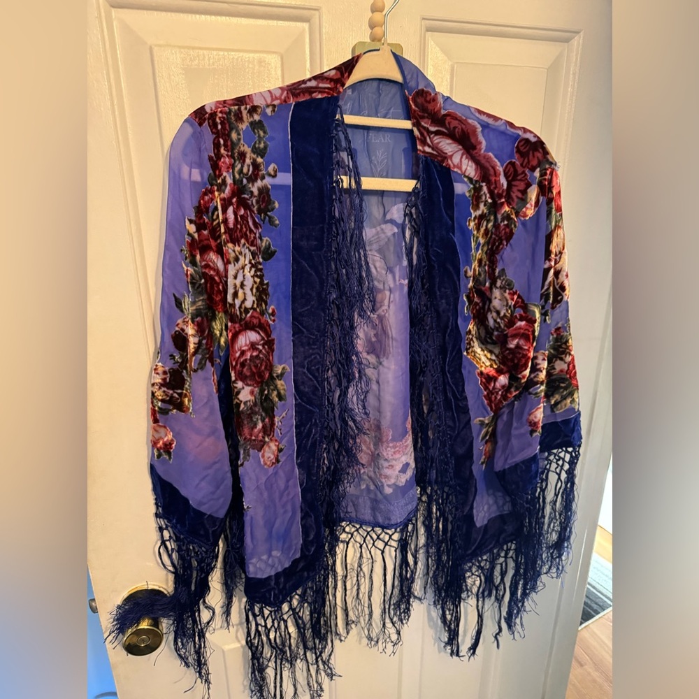 Beautiful royal blue floral kimono